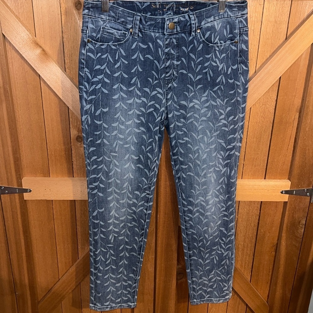 Soft Surroundings Leaf Pattern Jeans PS